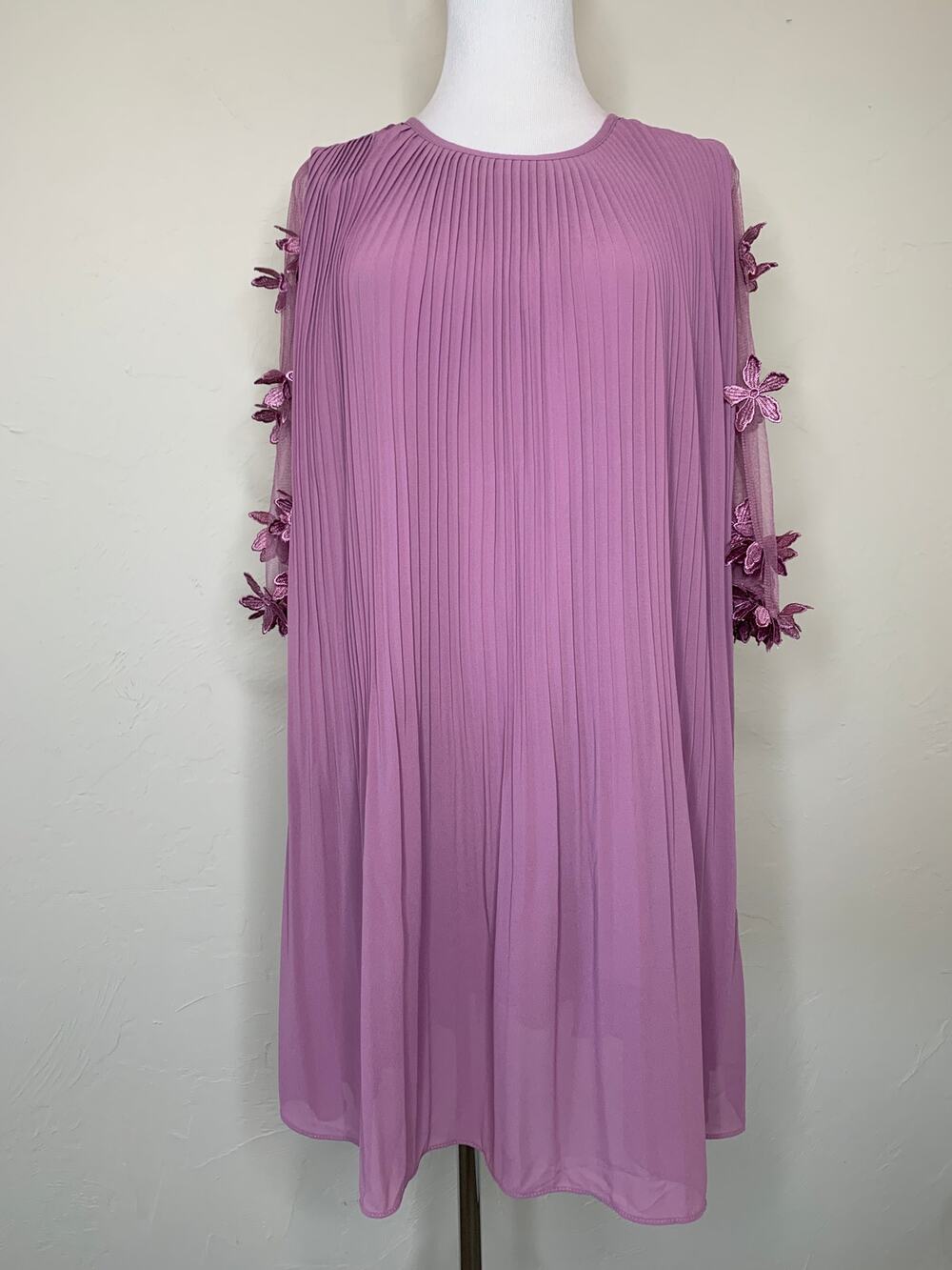 Impressions Purple Pleated Chiffon Dress Sheer Sleeves Lace Flowers Sz Large